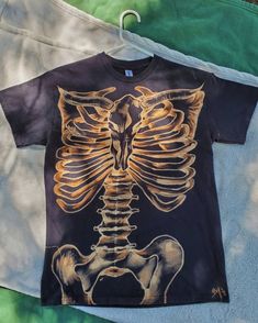 An original handpainted bleach tee all designed by me :) This tee is a Men's Medium however the design can be done on other sizes as requested. Bleaching T Shirt, Bleach Tshirt Designs, Bleach Shirt Design, Bull Skeleton, T Shirt Halloween Costumes, Black Bleached Shirt, Bleach Stamping, Bleach Tshirt, Bleach Shirt Diy