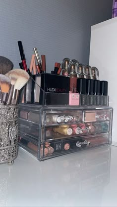 Makeup Collection Goals, Makeup Bag Essentials, Makeup Drawer, Makeup Is Life, Makeup Room, Clean Makeup, Makeup Obsession