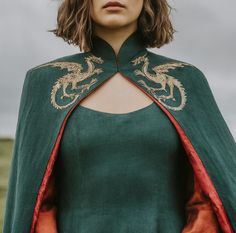 House Of Dragon Fashion, Game Of Thrones Outfit Dresses, House Of The Dragon Clothes, Dragon Outfit Aesthetic, Minecraft Builds Cute, Magical Minecraft Builds, House Of The Dragon Dress, Magical Minecraft, Minecraft Houses Tutorials