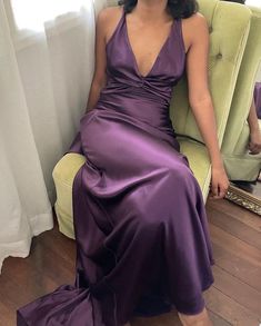 "Elegant deep purple satin gown, featuring a plunging neckline and a timeless draped silhouette—perfect for formal events and evening glam looks." #elegant #aesthetic #explore #purple #glam #outfits Long Ball Gown, Mia Dress, Ball Gown Prom Dress, Backless Evening Dress, Formal Wear Dresses, Prom Dress Stores, Vintage Mermaid, Prom Dresses Vintage