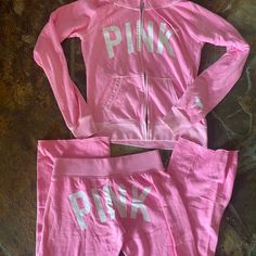 Pants Are New Xs Low Rise Flare Hoodie Is Small Minimum Wear From Y2k Mcbling Tracksuit, Early 2000s Clothes, Pink Low Rise Yoga Pants, Pink Low Rise Sweatpants, Juicy Couture Track Suit Y2k, Mcbling Outfits, Lazy School Outfit, Sigma Girl, Light Pink Juicy Couture Tracksuit