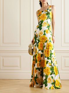 Find DOLCE & GABBANA Floral-print Woven Maxi Dress on Editorialist. Dolce & Gabbana's dress is patterned with vibrant yellow roses that transport you to a lush garden. It's woven with a hint of stretch and fits slim through the bodice and hips before falling to a floaty, floor-sweeping hem. Style yours with metallic accessories. Dolce And Gabbana Dress, Gabbana Dress, Dolce Gabbana Dress, Exclusive Dress, Rose Dresses, Pleated Maxi Dress, Silk Maxi Dress, Lush Garden, Maxi Dress Green