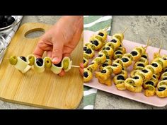 🍴 Olive skewers from Cookist Wow on 🍲 Niftyrecipe.com - Appetizers Olives On A Stick, Cookist Wow, Movie Christmas, Black Olives