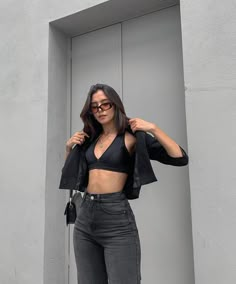 Modele Fitness, Foto Poses, Looks Vintage, Outfits Casuales, Black Outfit, Outfits Aesthetic, Cute Casual Outfits, Look Fashion, Classy Outfits