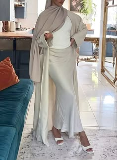 Abaya With Skirt, Modest Evening Outfits, Hijab Outfit Summer Dress, Luxury Hijab Outfit, Satin Hijab Style, Hijabi Summer Fashion, Hijabi Holiday Outfits Summer, Hijabi Skirt Outfits Summer, Summer Abaya Outfits