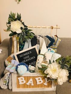 DIY Baby crate gift  closet project! Gender Reveal Gift Ideas For Parents, Gift Basket For Parents, Boy Presents, Boy Gift Basket, Diy Gift Basket