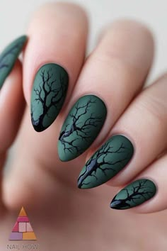 Nail Tree Design, Spooky Tree Nails, Green Tree Nails, Halloween Nail Designs Green, Halloween Nails Witch Theme, Spooky Green Nails, Forest Witch Nails, Dark Green Halloween Nails, Subtle Spooky Nails