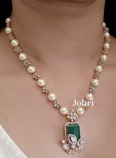 South Indian Beads Jewellery, New Jewellery Designs Necklaces, Peral Neck Set Design, Beads Chains Designs Indian, Peral Neck Set, Pearl Jewelry Design Simple, Beads Necklace Indian Gold, Pearl Jewelry Indian Simple, Indian Beads Jewellery Design