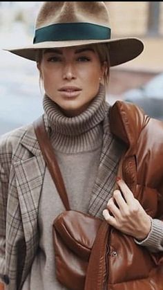 Country Fashion, Mode Casual, Outfits With Hats, Fashion Mistakes, Winter Mode, Fashion Over 50, Many People