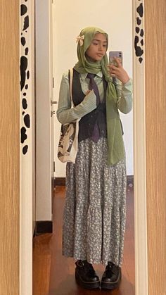 Look 80s, Hijabi Outfit, Stile Hijab, Muslim Outfits Casual, Muslim Fashion Hijab Outfits