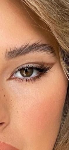 Eye Makeup Pictures, Smink Inspiration, Dope Makeup, Cute Makeup Looks, Makeup Eye Looks, Makeup Hacks, Eye Makeup Art, Makeup Pictures