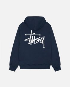 Basic Stüssy Hoodie in navy – Stüssy Stussy Hoodie, Basic Hoodie, Stockholm Fashion, Cheap Clothes, Knit Shirt, Christmas Wishlist, Dream Clothes, School Outfits, Navy Tops