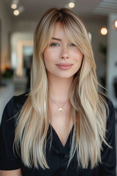 Woman with sleek, straight hair and side-swept bangs for a refined and polished appearance. Long Hair Angled Around Face, Blonde Side Swept Bangs, Side Sweep Bangs Medium, Womens Side Swept Bangs, Side Swept Bangs Hairstyles, Bangs Sideswept, Blonde Side Bangs, Side Swept Bangs 2024, Hairstyles Tumblr