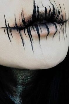 Grunge Homecoming Makeup, Real Goth Makeup, Necromancer Makeup, Halloween Demon Makeup, Clown Goth Makeup, Demonic Makeup, Black And White Clown Makeup, Haunt Makeup