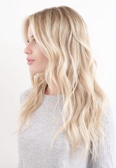 The Summer Shade That's Already Breaking The Internet | With Christine Silverman - Bangstyle - House of Hair Inspiration #blondehighlightsnatural Blond Hairstyles, Warm Blonde Hair, Hair Change, Blonde Balayage Highlights, Blond Balayage, Warm Blonde, Blonde Lace Front Wigs, Frontal Hairstyles