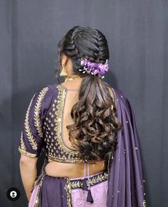 Hairstyles For Mrg, Simple South Indian Hairstyles, House Warming Hairstyles Indian, Traditional Hair Styles For Marriage, Messi Hairstyles For Wedding Indian, Traditional Indian Jwellary, Latest Hair Braids Styles 2023 Indian, Pleated Hairstyles, Wedding Hairstyles For Indian Bride