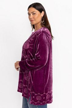 Crafted from a unique silk blend, the Torine Henley Voyager Tunic is embellished with intricate placement embroidery. Featuring a split V Henley neckline and gently puffed sleeves, this relaxed-fit tunic is finished with a flowing waterfall hemline. Layer over fitted leggings and pair with ballet flats for a polished casual look. Johnny Was Women's Henley Voyager Tunic in Sugar Plum Purple, Size 3XL, Silk Placement Embroidery, Womens Henley, Polished Casual, Women's Henley, Fitted Tunic, Sugar Plum, Plum Purple, Puffed Sleeves, Johnny Was