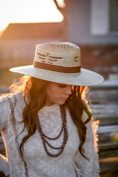 The Mexico Shore by Charlie 1 Horse - Triangle T Boutique Charlie Horse Hats Outfit, Charlie One Horse Hats Outfit, Charlie 1 Horse Straw Hat, Cowboy Hat Outfit Woman, Charlie Horse Hats, Charlie One Horse Hats, Horse Race Outfit, Western Hats For Women, Womens Western Hats