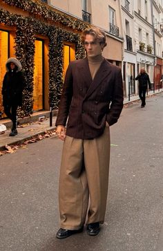 Suit Pants Outfit Men, 70s Masc Fashion, Seoul Aesthetic Outfits, Street Smart Aesthetic, Stylish Mens Outfits Classy, Men Trousers Outfit, Classic Outfits Men, 70s Male Fashion, 50s Mens Fashion