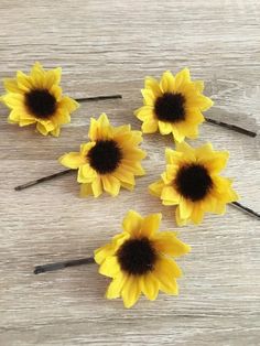 Sunflower Hair Clip, Sunflower Hair, Pink Statement Earrings, Bridesmaid Hair Clips, Hair Clip Flower, Sunflower Party, Mini Sunflowers, Bridesmaid Gifts Unique, Floral Hair Pins