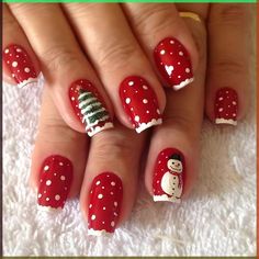 Discover the latest trends ✨ and stunning ideas for beautiful nails 😍. From chic minimalist designs to glamorous nail art 💅, find inspiration to elevate your manicure game! ❤ Snowflake Nail Art, Christmas Gel, Festive Nail Art, Christmas Gel Nails, Acrylic Nail Kit