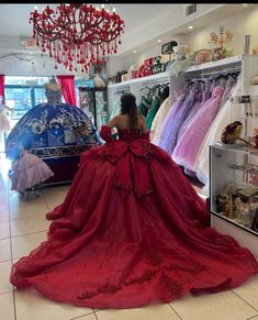 Red Dress Quince, Red And White Quinceanera Dresses, Burgundy Quince Dresses, Red Quince Ideas, Quince Dress Ideas