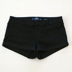 Hollister Low Rise Short Short Black Denim Short Sz. 5 W27. The Fabric Is Soft, Stretchy, And Cute! I Removed The Tag And Washed It But Never Used It Because I'm Not Comfortable Wearing It Too Short For Me. Comes From A Non- Smoking Home. If You Have Any Questions Or Concerns About The Item, Please Feel Free To Ask And I Will Respond As Soon As Possible. Thank You! Measurements: Waist 30" Front Rise 8" Inseam 2" Black Low Rise Shorts, Low Waisted Denim Shorts, Black Stretch Cotton Jean Shorts, Deadly Doll, Singer Dr, F1 Wag, Low Rise Shorts, Hollister Shorts, Denim Short