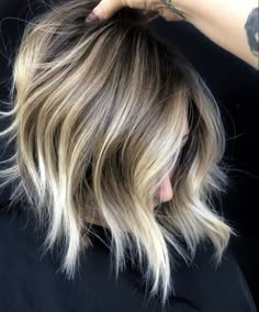 Asian Hair Inspiration, Bob Balayage, Blonde Hair Transformations, Bella Hair, Makijaż Smokey Eye, Mom Hairstyles, Shot Hair Styles, Hair Makeover, Brunette To Blonde