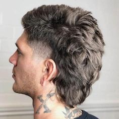 Mullet Hair Modern Mullet Haircut, New Men Hairstyles, Mens Hairstyles Curly, Mullet Fade, 2019 Hairstyles, Mohawk Hairstyles Men, Popular Mens Hairstyles, Drag Make-up, Men Beard