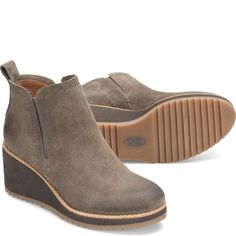 Emeree | Sofft Shoe Winter Wedges Shoes, Edgy Work Outfits, Winter Wedges, Wedges Shoes, Sofft Shoes, Stunning Shoes, Fall Clothing, Suede Fashion, Shoes Sandals Heels