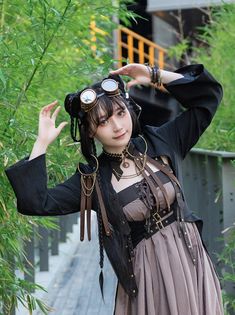 ❤︎ Steam Punk Retro Industrial Sunglass Gogle❤︎
Please see the image for the size Steam Punk Fairy, Steampunk Glasses, Body Tutorial, Steampunk Goggles, Retro Industrial, Press The Button, Heart Bag, Gift Of Time, Clothing Design