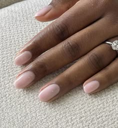 Nail Colors For Brown Skin, Medium Short Nails, Colors For Brown Skin, Minimalist Manicure, Italy Nails, Multicolored Nails, Fun Nail Colors, Pink Manicure