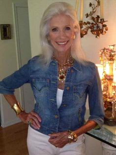 Dressing Classy, Silver Haired Beauties, Capsule Wardrobe Women, Style Inspiration Casual, Ageless Style, In Sign, Fitness Workout For Women, Work Looks