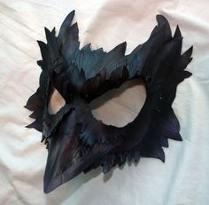 Crow Mask Diy, Cosplay Mask Diy, Raven Mask, Raven Costume, Leather Cosplay, Crow Mask, Crow Costume, Mask Venetian, Bat Mask