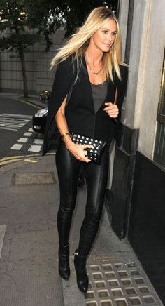 Elle Macpherson At The Ivy Elle Mcpherson Style, Black Knit Cardigan, Next Top Model, Mariah Carey, New Classic, Street Chic, Black Outfit