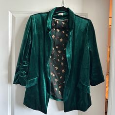 Never Worn! Green Velvet Blazer, Blazer Cardigan, Velvet Blazer, Garment Bags, Green Velvet, Suit Jackets, Jean Coat, Trending Accessories, Trending Shoes