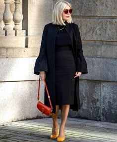 My Style Over 50, Skirt Inspiration, Out Of Style, Evening Wear, Casual Style, Nice Dresses, Going Out, High Neck Dress, Outfit Ideas