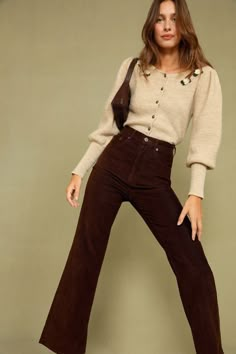 70s Look, Look Vintage, Winter Looks, Outfits Casuales, Pants Outfit, Cute Tops, Autumn Winter Fashion