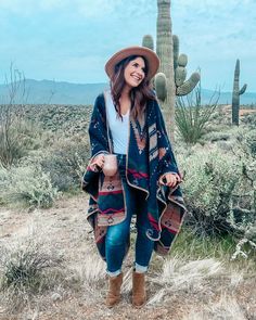 Southwestern Outfits For Women, Winter Witchy Outfits, Boho Country Outfits, Bohemian Photoshoot, Melbourne Winter, Mountain Fashion, Western Wear Outfits, Cute Country Outfits, Boho Outfit