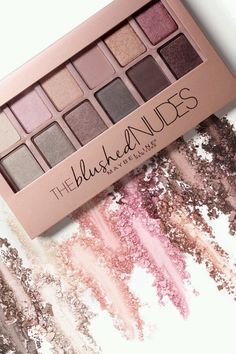 Spring with Maybelline Blushed Nudes eyeshadow palette. #daretogonude #makeup #maybelline #palette #eyeshadow Mascara Hacks, Best Eyeshadow Palette, Makeup Pallets, Best Eyeshadow, Nude Eyeshadow, Gel Liner, Drugstore Makeup