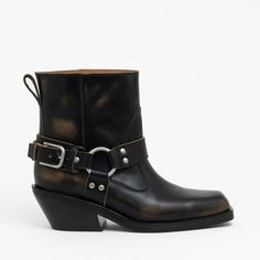 Labucq | Waymore Boot Black Tan Chelsea Boots, Black Mules Shoes, Giuseppe Zanotti Boots, Boots Men Outfit, Motorcycle Boot, Cute Ankle Boots, Urban Shoes, Luxury Boots, Platform Chelsea Boots