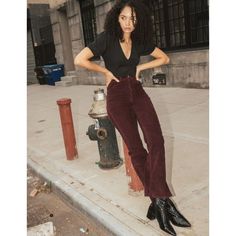 Levi’s Ribcage Bootcut Cord Jeans Malbec Burgundy Corduroy 33” Inseam Levis Instagram Not, Corduroy Pants Outfit, Cord Jeans, Levi's Ribcage, Burgundy Pants, Burgundy Jeans, Trendy Pants, Corduroy Jeans, Bootcut Pants