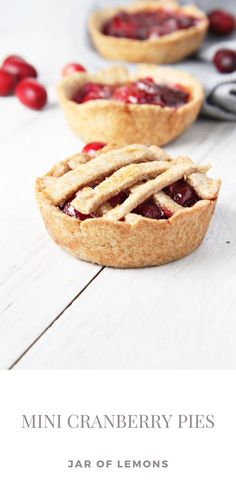 Mini cranberry pies on a light surface. Pies In Muffin Tin, Mini Pies In Muffin Tin, Cranberry Pies, Mini Muffin Tin Recipes, Delicious Holiday Desserts, Cranberry Pie, Jam Tarts, Fall Recipes Healthy, Muffin Tin Recipes