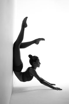 Body&Soul on Behance Ballet Photography Poses, Acro Dance, Flexibility Dance, Dancer Poses, Photography Digital Art