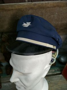 Mail Man PTT Hat 141 gr 21 (8 1/2") wide  size of the head 54 cm T54 Marked Scecam Bernay Good Antique condition Vintage Military Cap, Vintage Military Visor Hat, Vintage Navy Hat With Flat Brim, Vintage Navy Cap Hats, Navy Vintage Cap Hat, Vintage Navy Flat Cap, Vintage Navy Hat With Curved Brim, Vintage Navy Cap, Vintage Adjustable Brimmed Baseball Cap