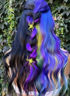 Witch Hair Color, Black Split Dye Hair, Halloween Hair Dye, Halloween Hair Color Ideas, Uv Hair, Hairstyles Creative, Hairstyles Halloween, Halloween Hairstyles, Vivid Hair