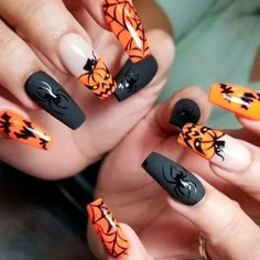 Easy Halloween Nails Design, Halloweenský Makeup, Halloween Nails Easy, Nails Elegant, Halloween Acrylic Nails