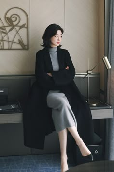 Lawyer Outfits, Professional Wardrobe Essentials, Lawyer Outfit, Nice Outfits, Asia Girl, Basic Dress, Modest Fashion Outfits, 가을 패션, Grace Kelly