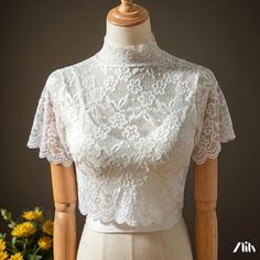 Zlily - Half High-Neck Lace Detachable Collar with Decorative Mesh and Scalloped Edging, Ideal for Layering and Styling Collar Detachable, Half Sleeve Shirt, False Collar, Fake Collar, Half Sleeve Shirts, Detachable Collar, Black And White Blouse, Short Sleeve Cropped Top, Lace Collar