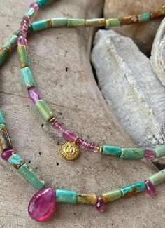 Jewelry Design Ideas, Turquoise Stone Jewelry, Urban Jewelry, Indie Jewelry, Bead Necklaces, Silver Jewelry Design, Arizona Turquoise, Funky Jewelry, Colorful Jewelry